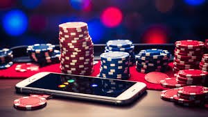 Filipino player browsing n33 casino slots and live dealer games on mobile